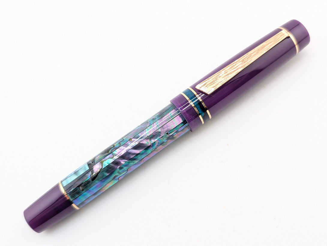 Carina Hapalua in Dark Mexican Green Abalone w/ Grape Resin