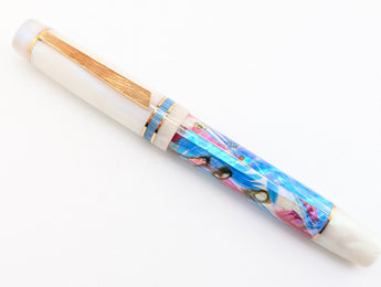 Carina Hapalua 15 in Dawn's Early Light w/ Mother of Pearl Resin
