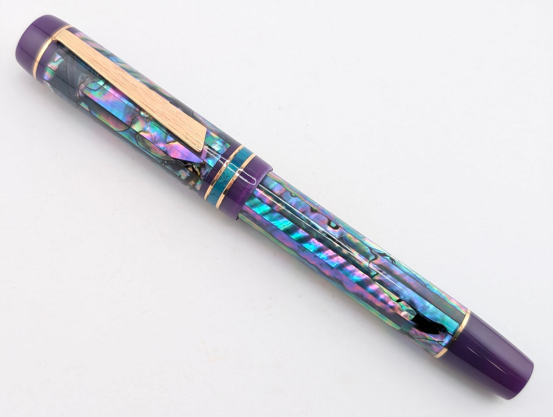 Ragazzone in Dark Mexican Green Abalone w/ Plum Resin